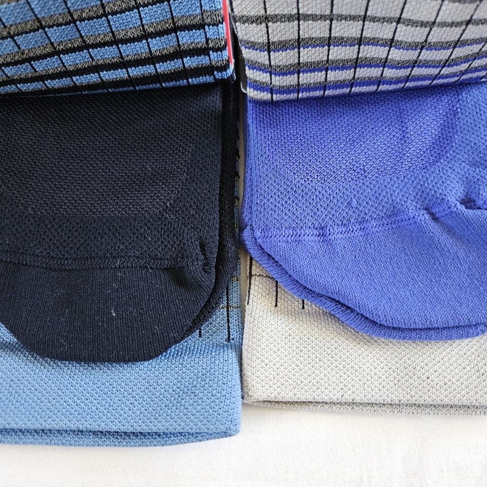 TWO Lululemon Power Stride Crew Socks Reflective Blue Men's Size Medium 6-9 - Picture 2 of 4